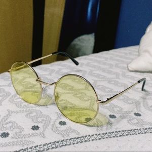 Yellow tinted glasses (non prescription)